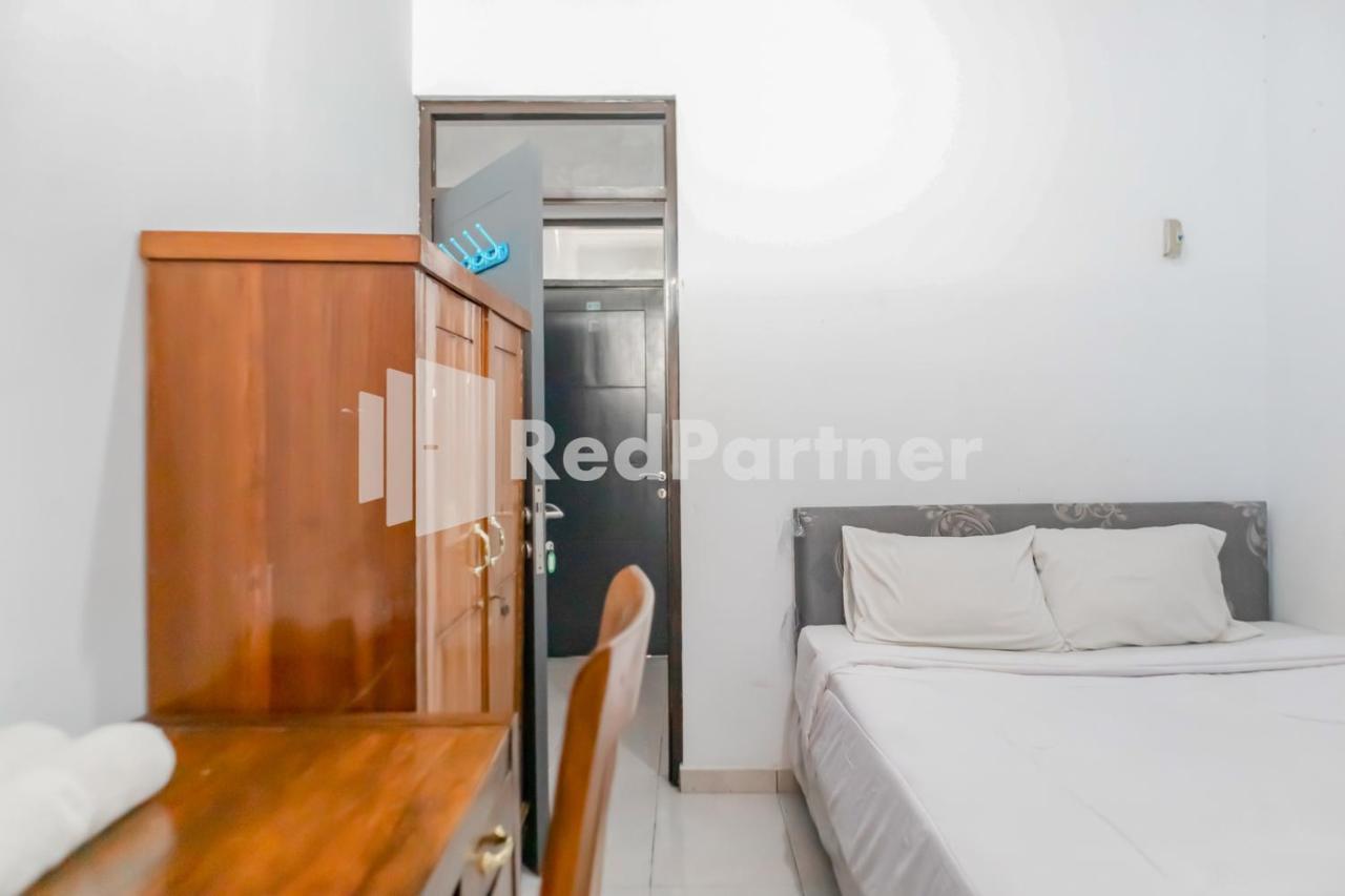 Oyo 2770 Zleepy Wisma Khazri Bogor Kültér fotó