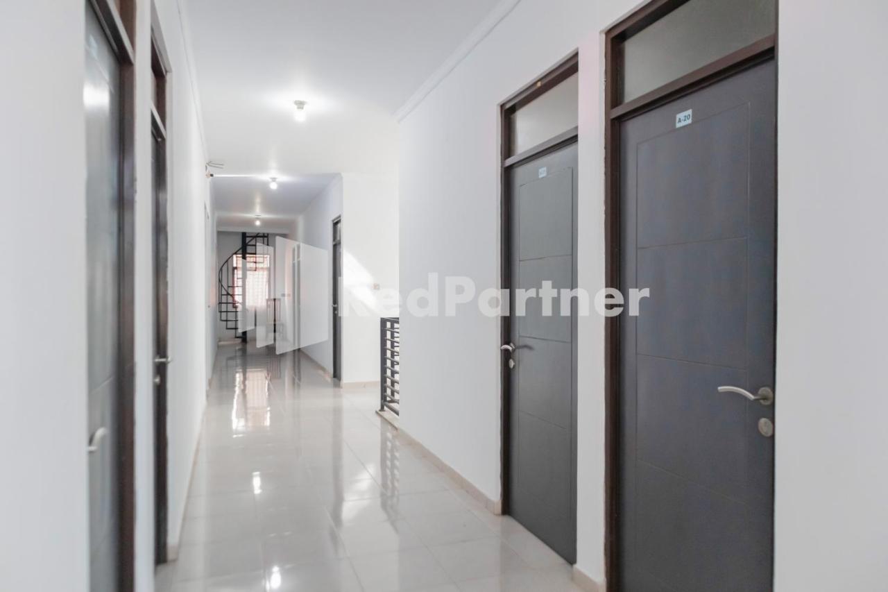 Oyo 2770 Zleepy Wisma Khazri Bogor Kültér fotó