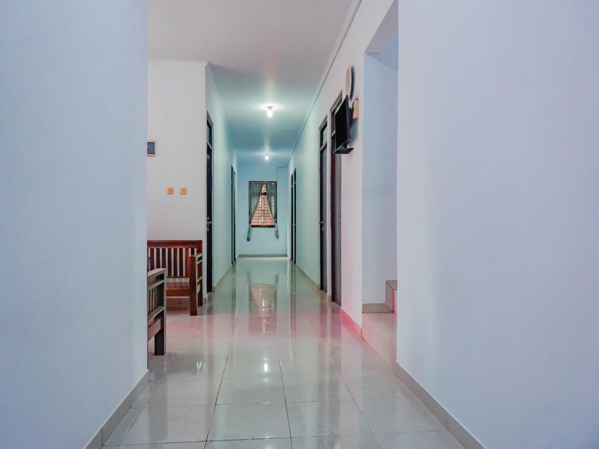Oyo 2770 Zleepy Wisma Khazri Bogor Kültér fotó