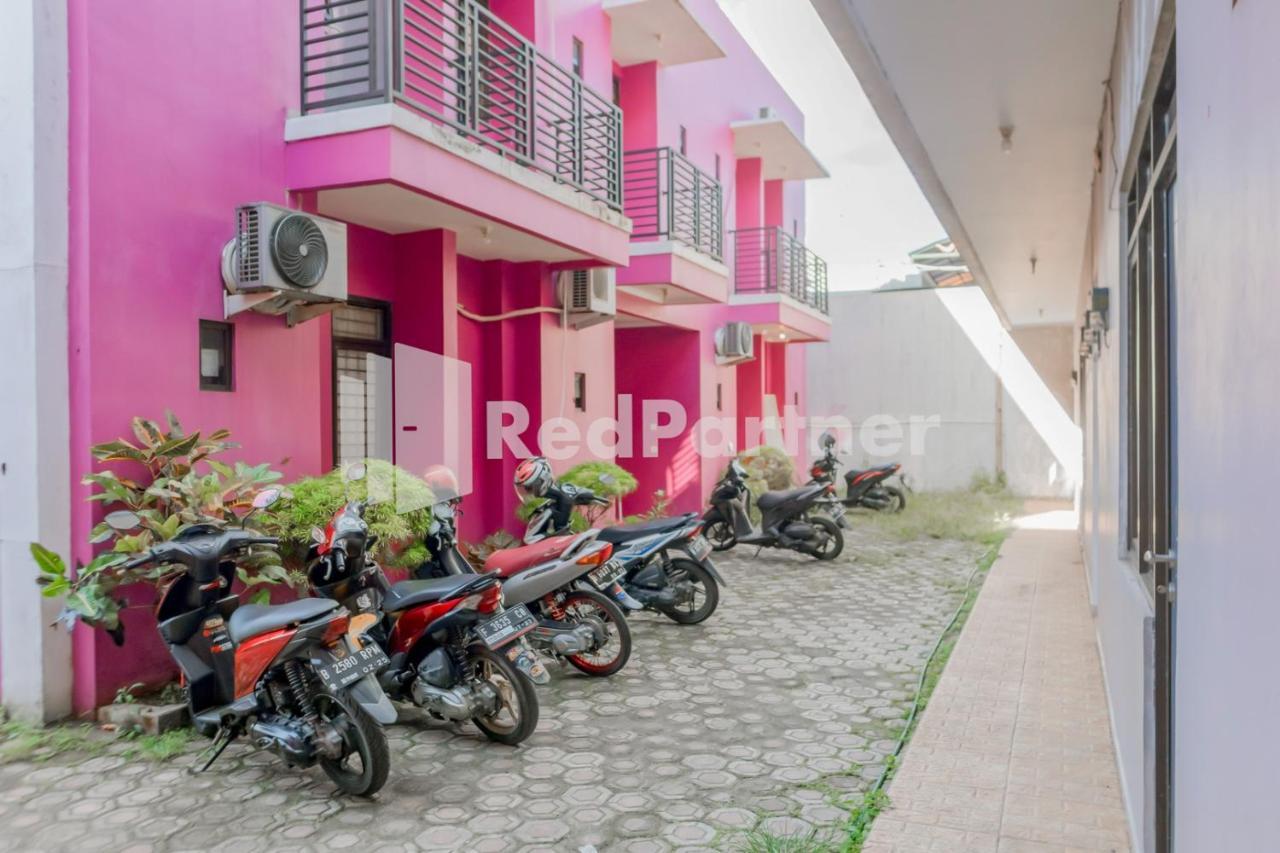 Oyo 2770 Zleepy Wisma Khazri Bogor Kültér fotó